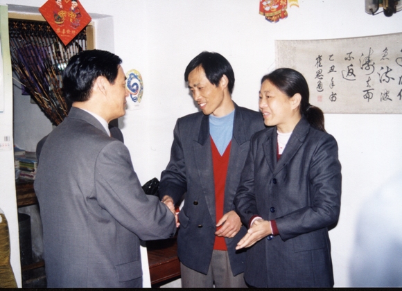 尊龙抖圈 - 为du而生